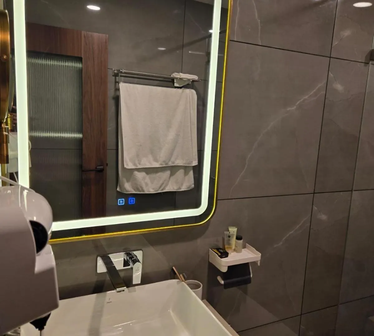 Moonbasa Boutique Hotel And Spa Infopark , Kakkanad Kochi 3*,